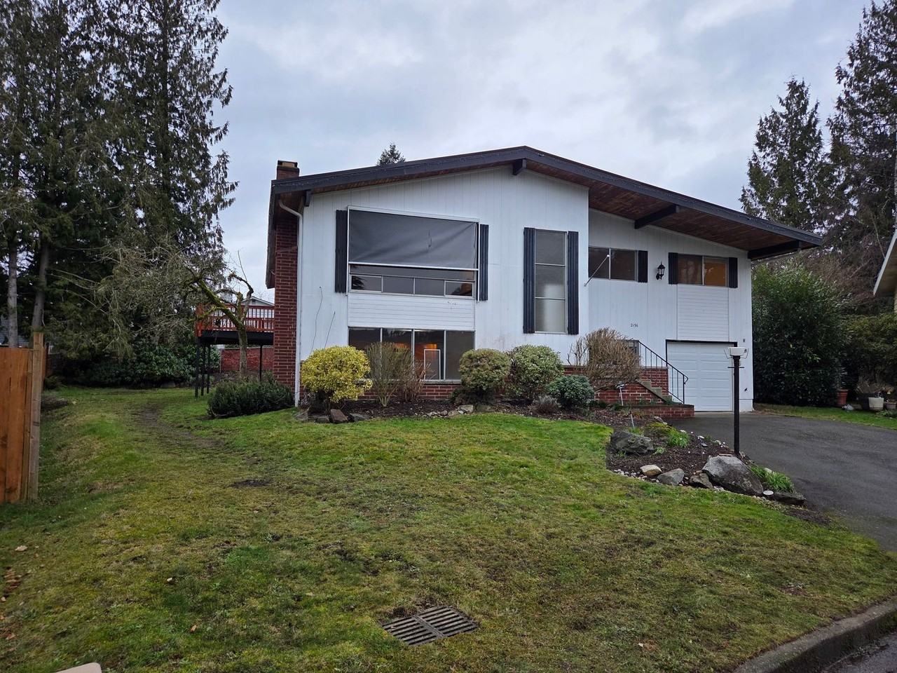 2136 N 187th St - Photo 2 of 48