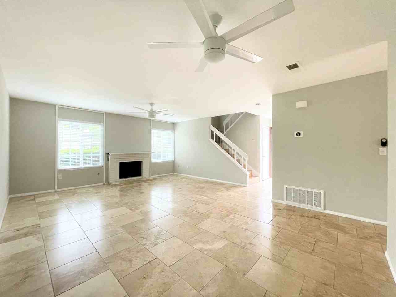 3763 Portland Ct - Photo 7 of 31