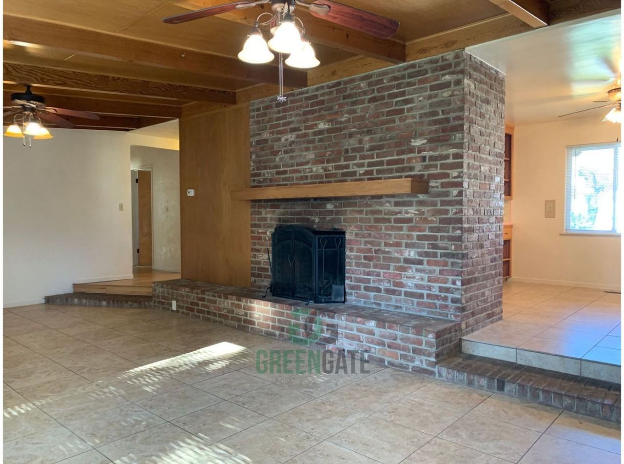 338 3rd St - Photo 6 of 26