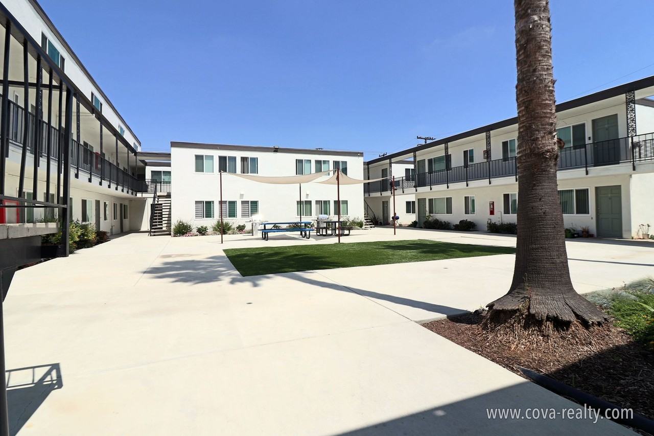 Encanto Apartments - Photo 4 of 22