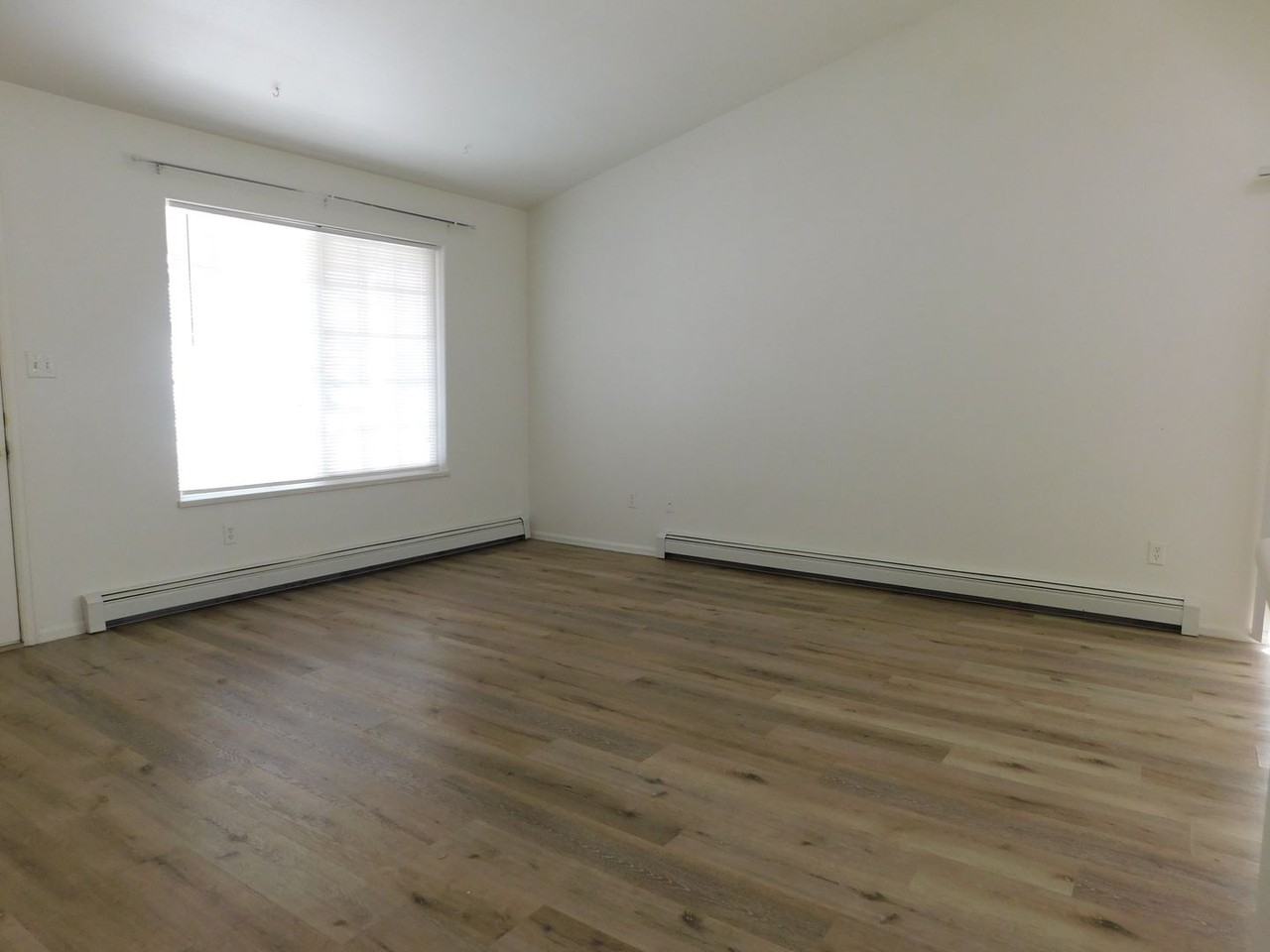 519 29 3/8 Rd #A - Photo 5 of 16