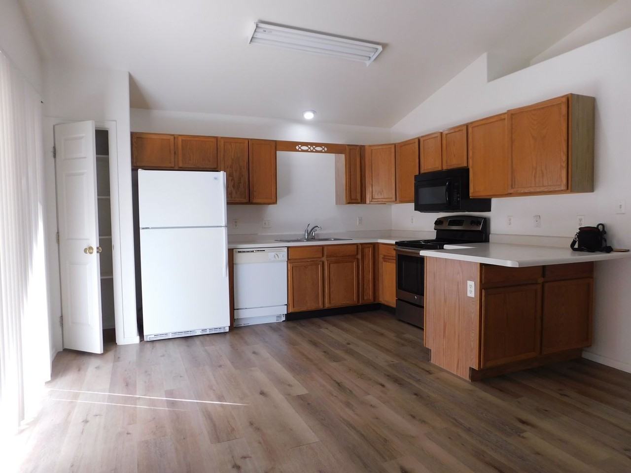 519 29 3/8 Rd #A - Photo 6 of 16