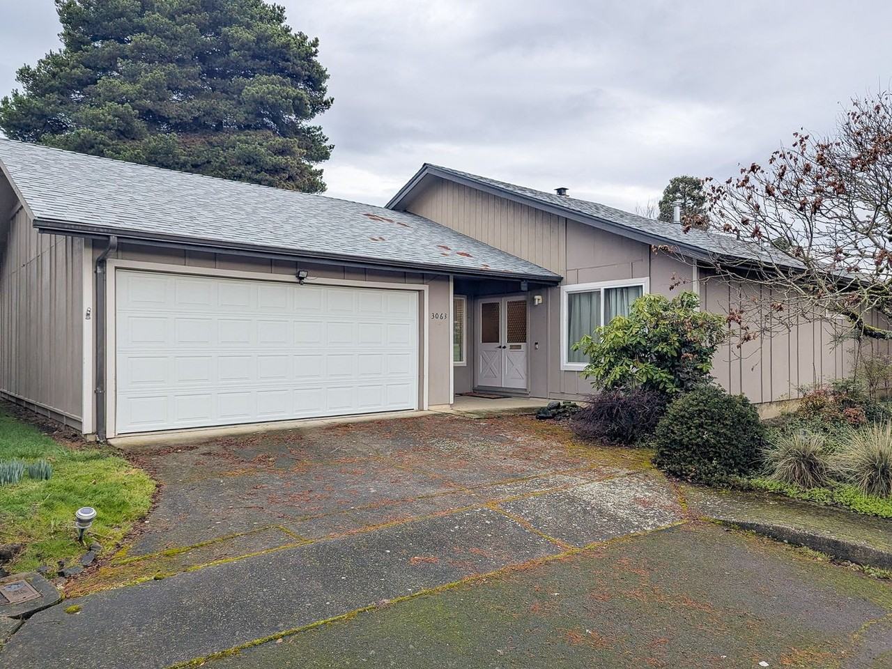 3063 Winslow Way Nw - Photo 2 of 29