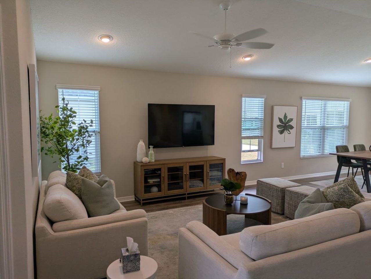 1750 Debellis Ln - Photo 6 of 34