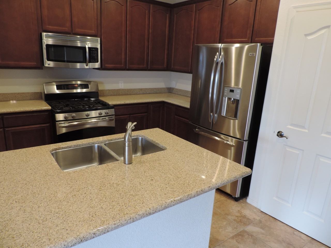 1265 Paso Robles Ave - Photo 7 of 28