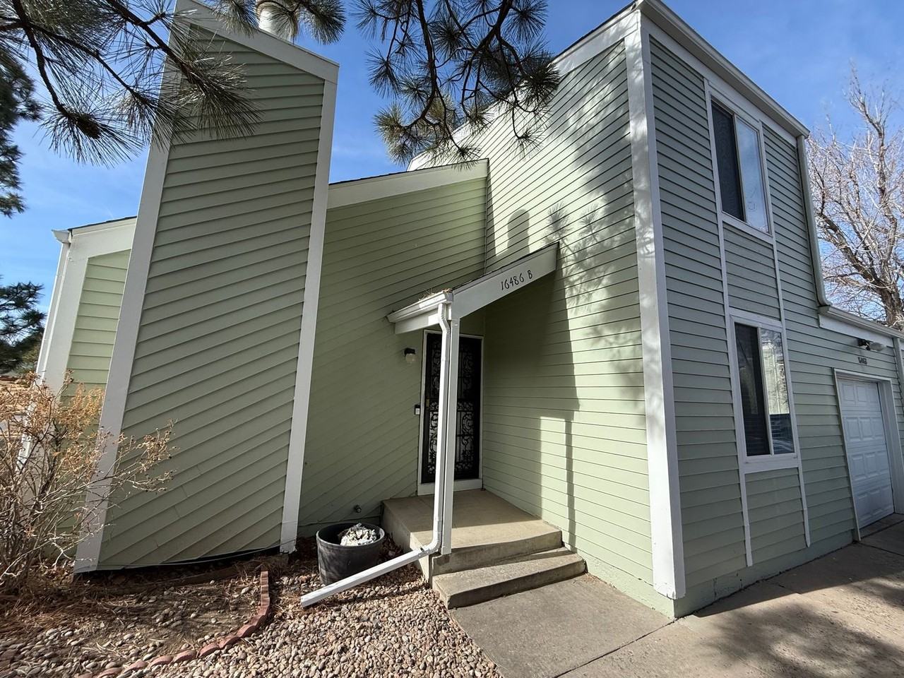 16486 E Radcliff Pl #B - Photo 3 of 27