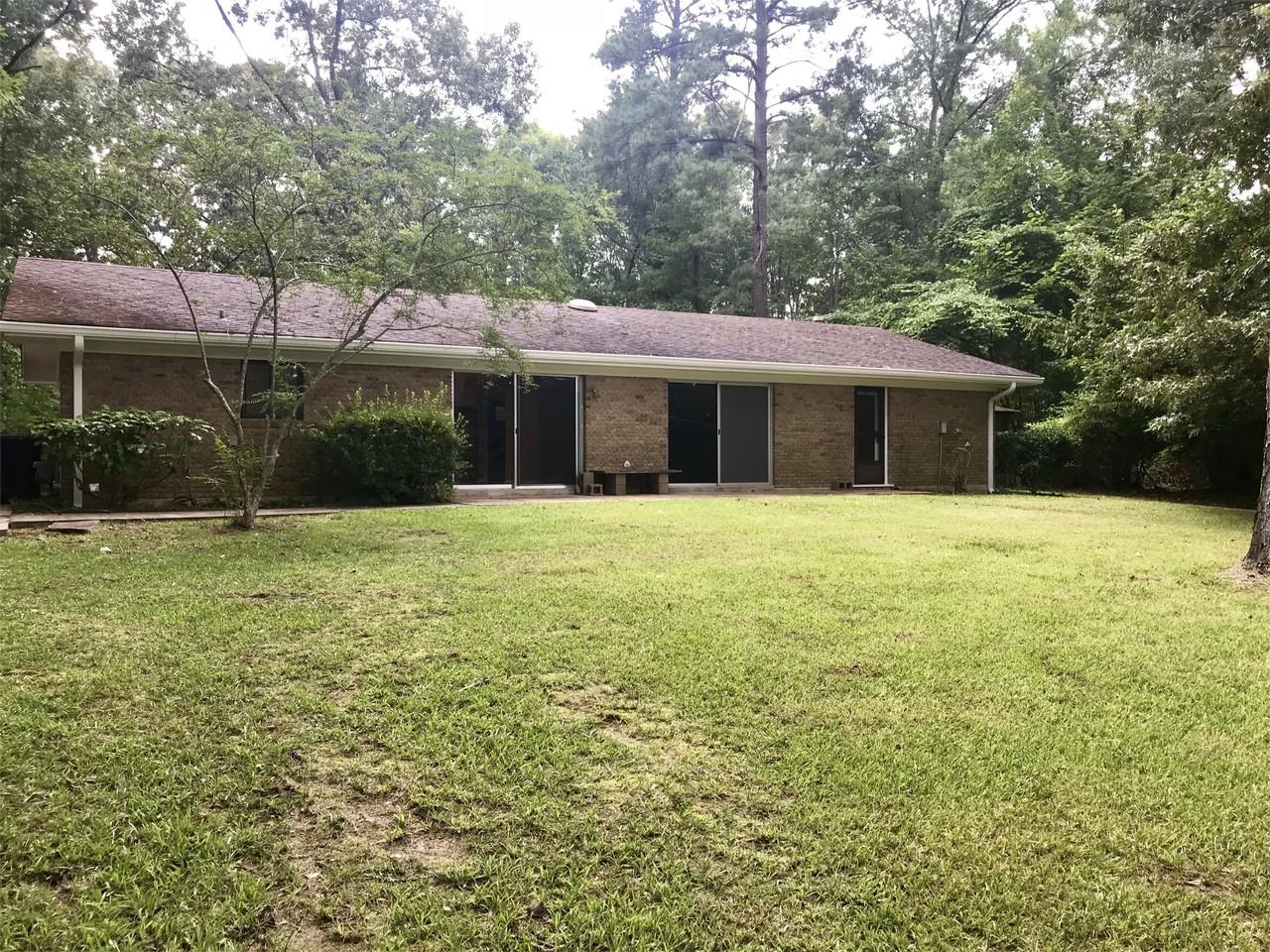 408 Barber Dr - Photo 3 of 27