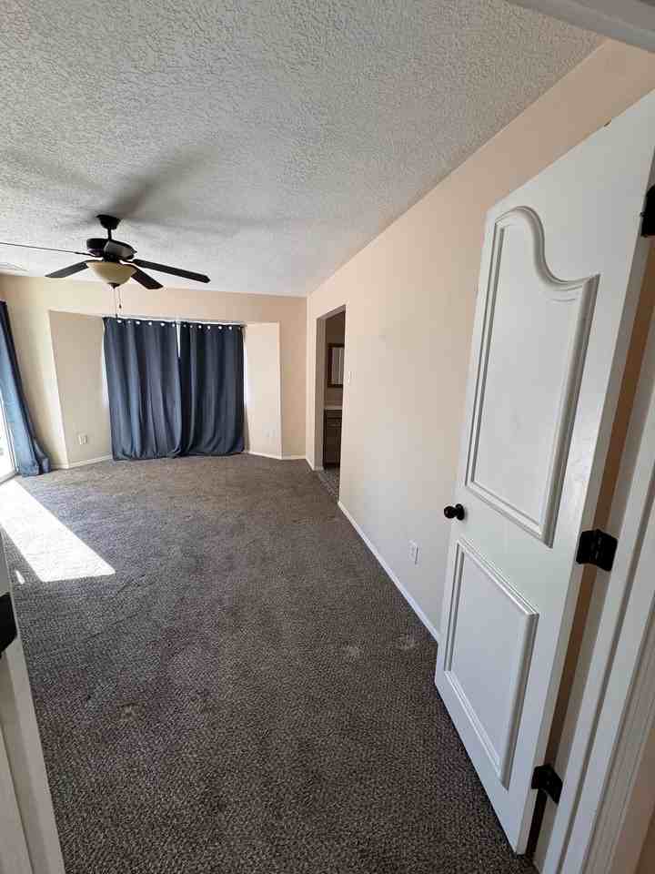 12120 Towner Ave Ne - Photo 4 of 5