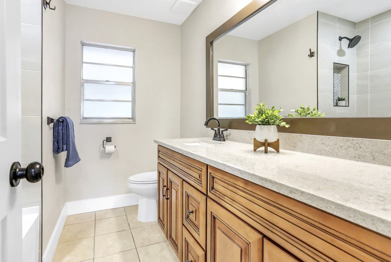 1011 Terry Dr #1 - Photo 5 of 8