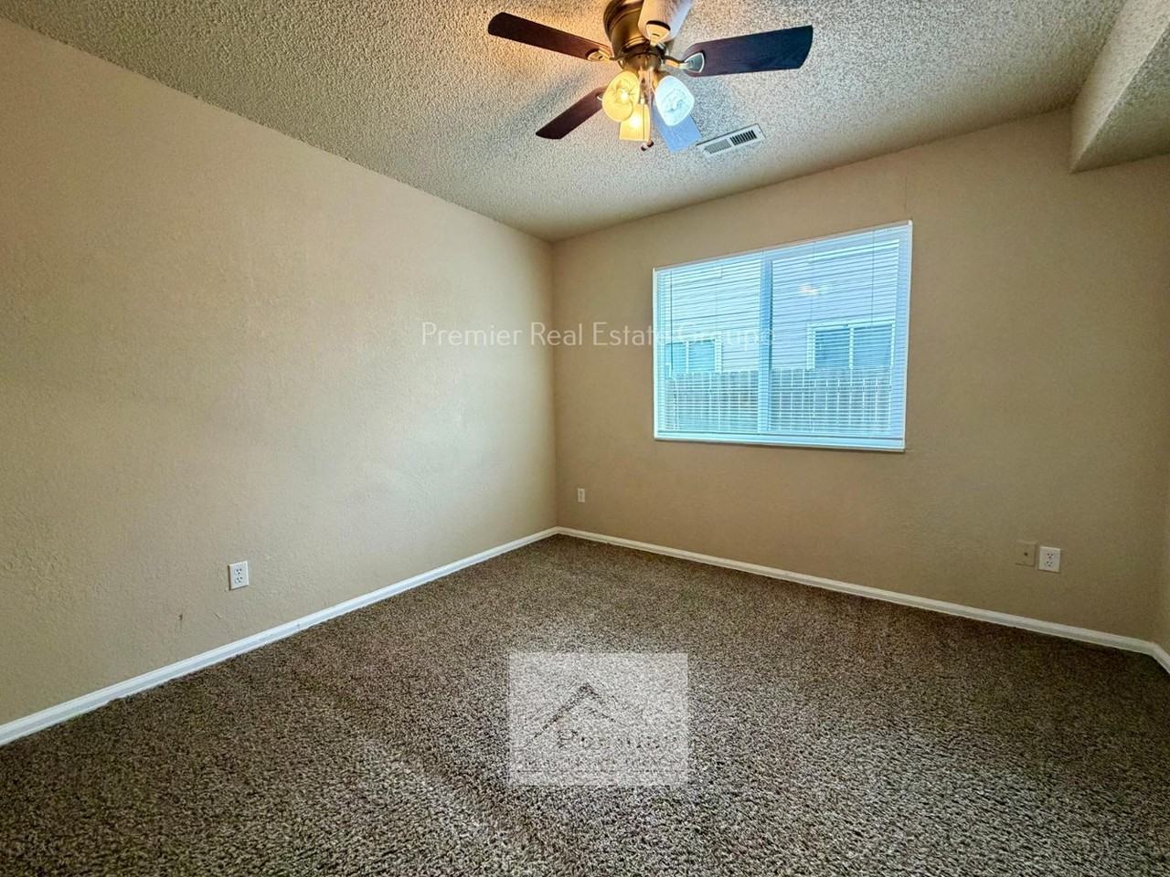 1160 Mazatlan Cir #C - Photo 6 of 8
