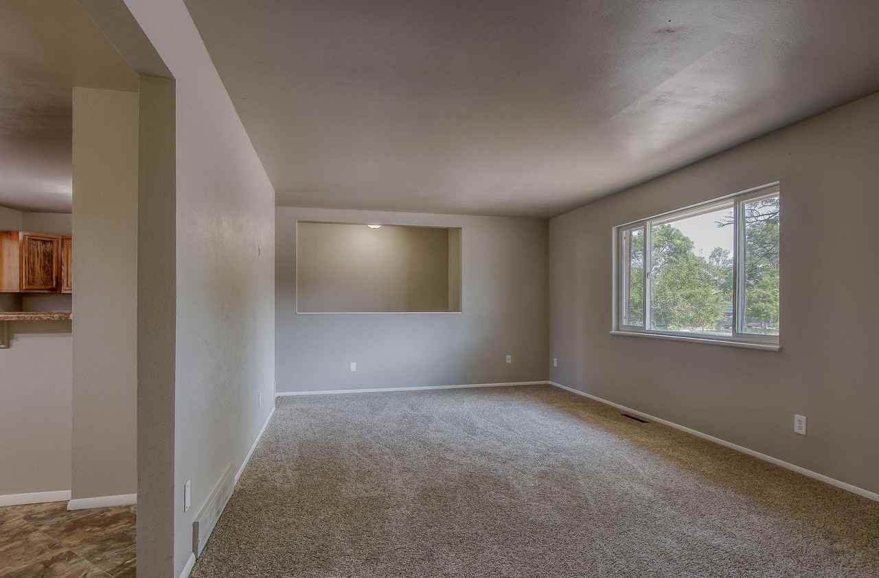 1614 Dixon Dr - Photo 7 of 42