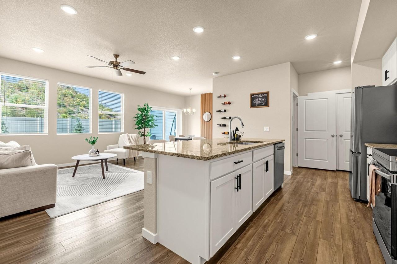 8090 Grey Bark Way - Photo 2 of 36