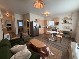 featured image of 1012 Sw 11th St #B