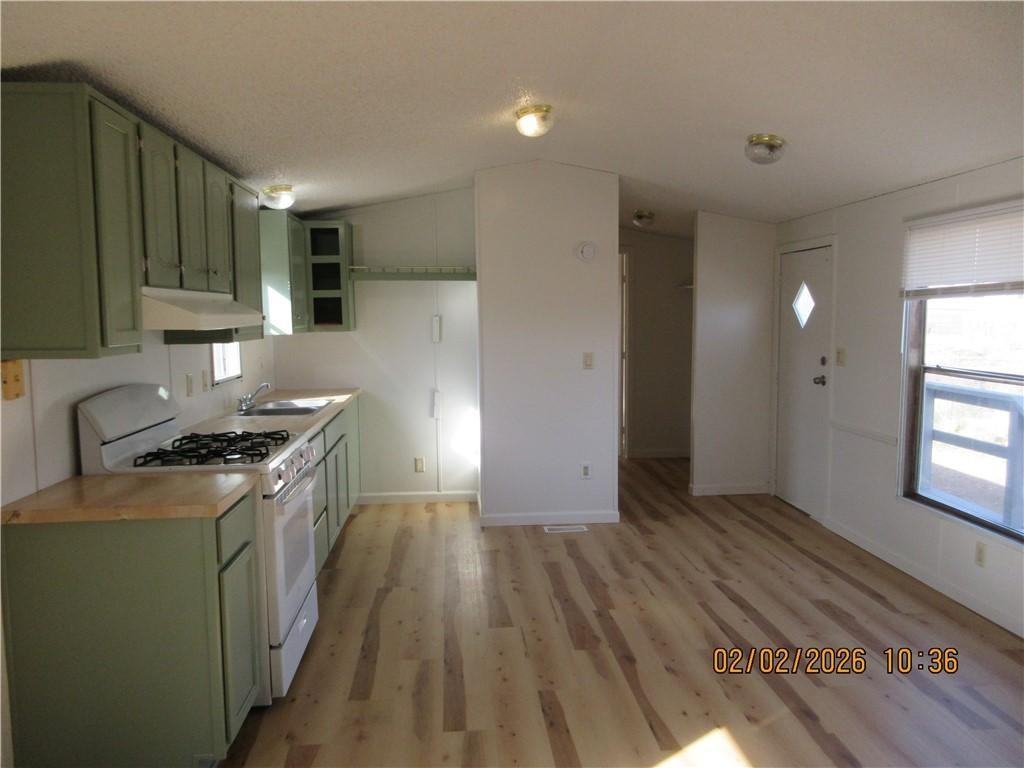 4555 N Vernetti Ln - Photo 3 of 9