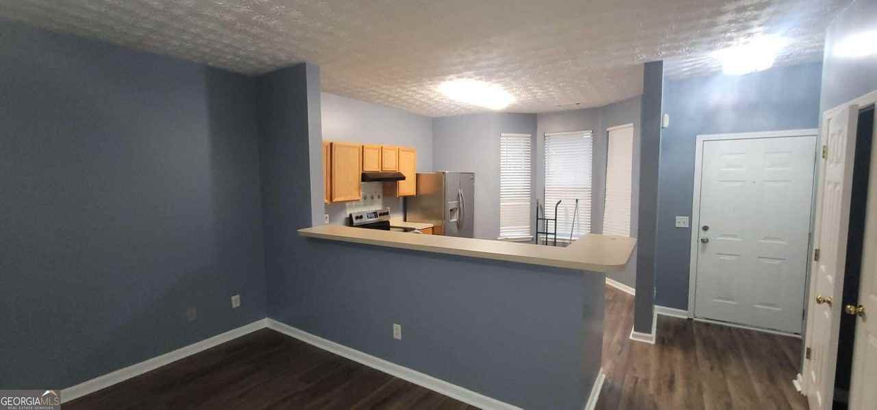 6093 Camden Forrest Cv - Photo 3 of 15