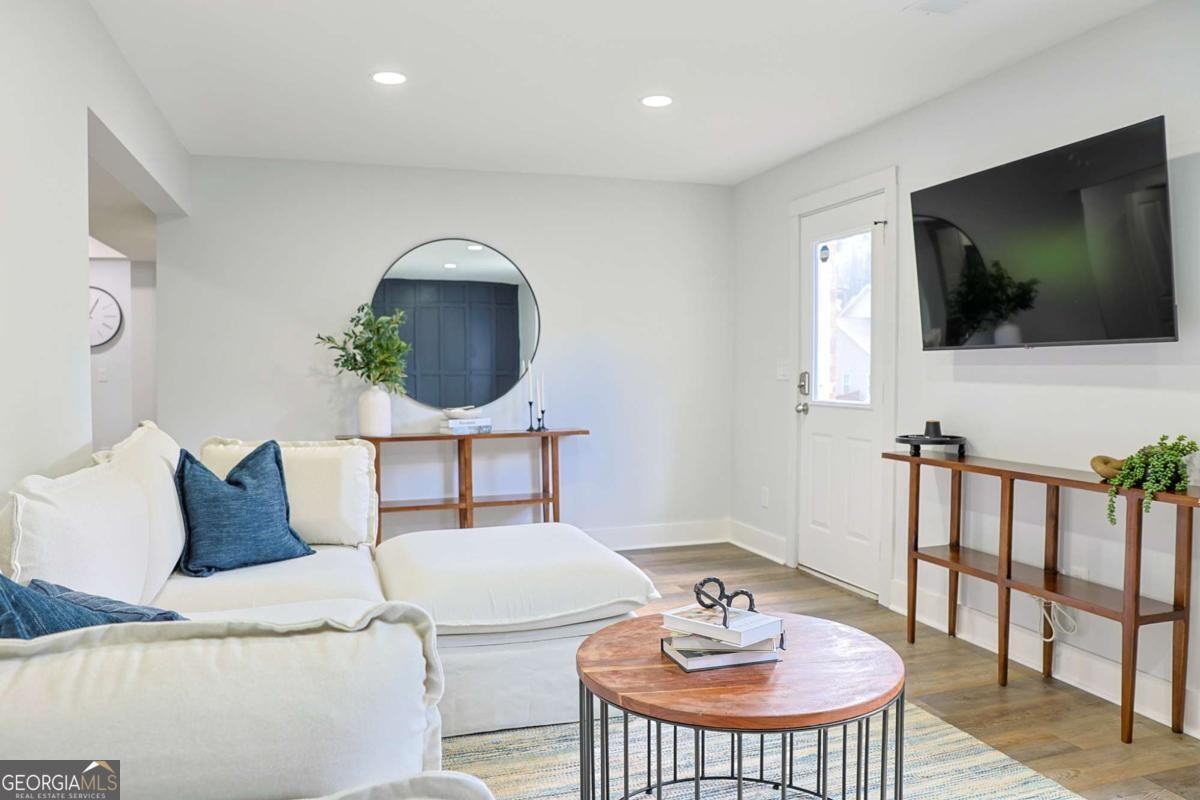 2184 Skye Isles Pass - Photo 2 of 24