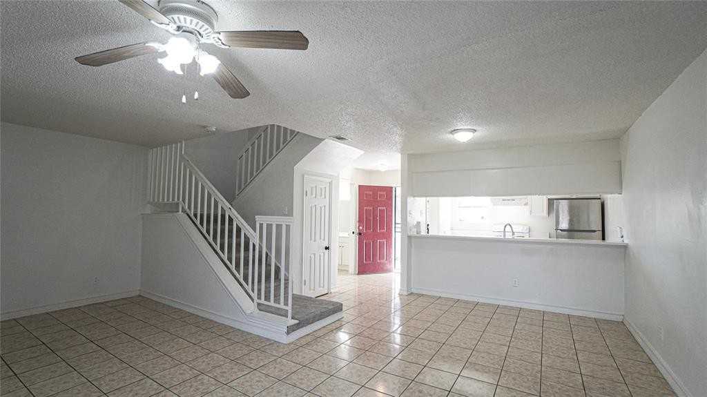 1777 Westerham Dr - Photo 5 of 14