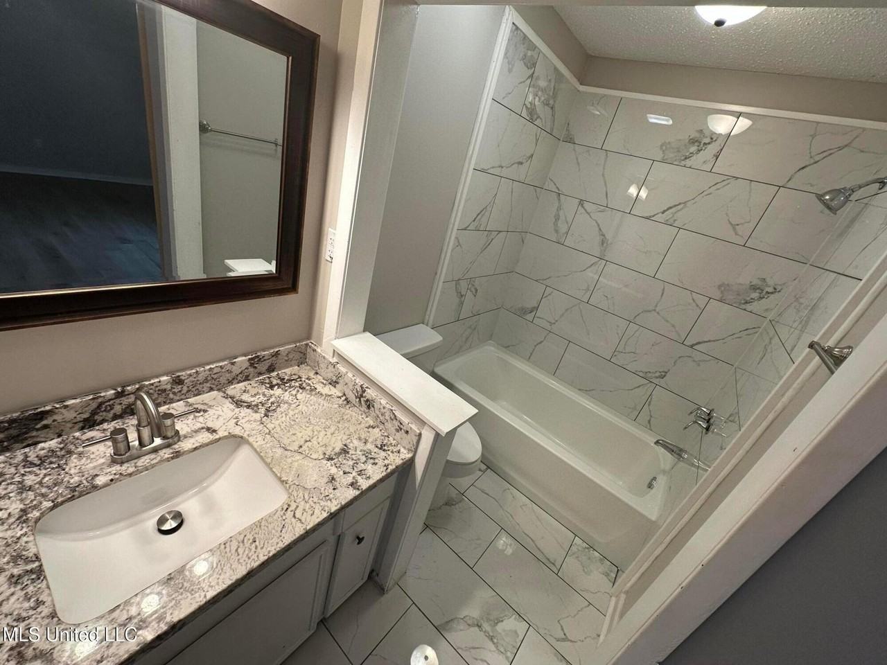 105 Poplar Dr - Photo 7 of 12