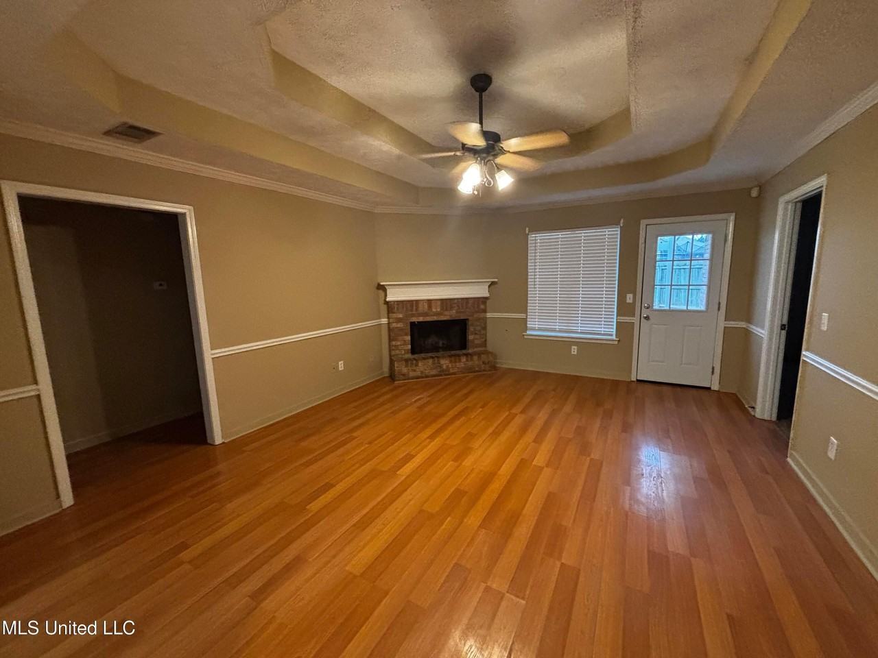 4417 Blake Cir - Photo 6 of 14