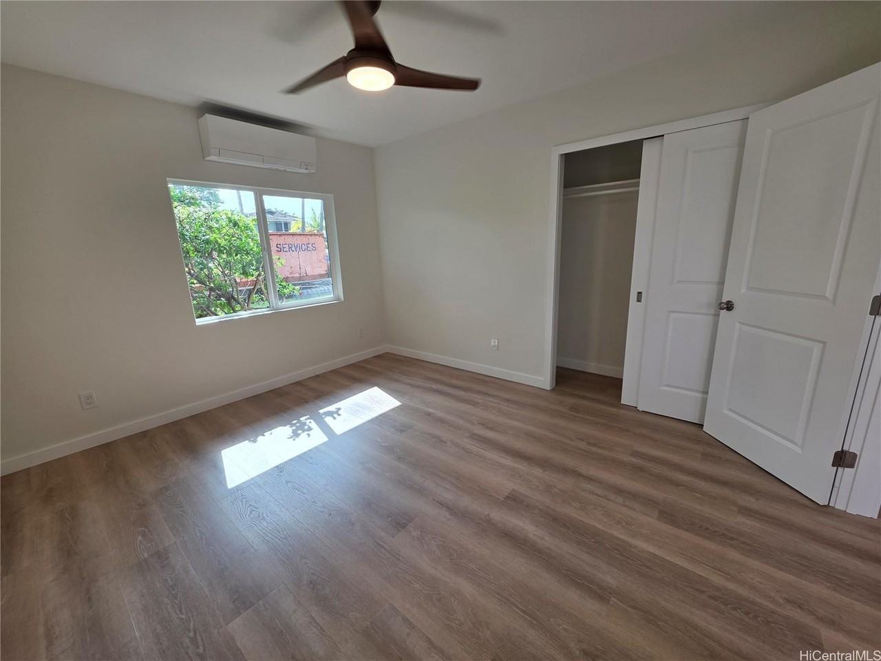 1043 Kainui Dr - Photo 4 of 15