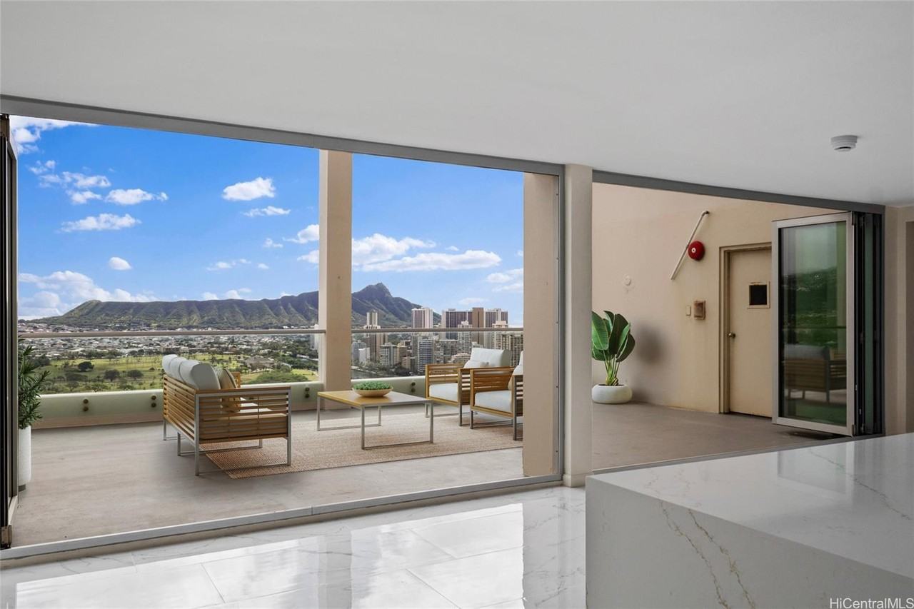 555 University Ave #1 - Photo 6 of 21