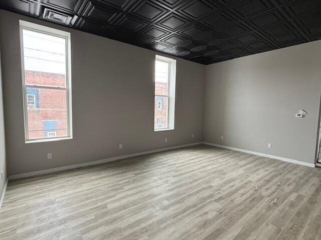 221 S Newton St #1 - Photo 3 of 8