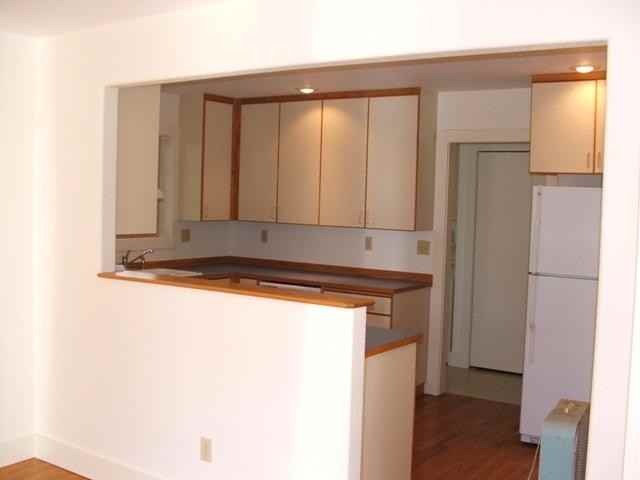 1805 Cottage St Ne - Photo 6 of 8