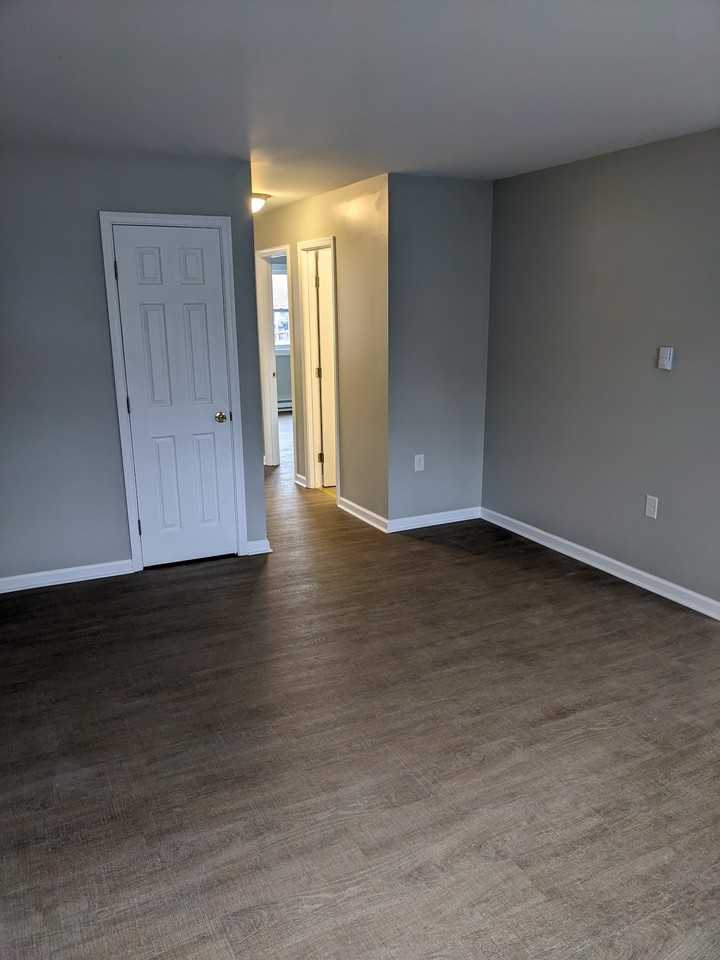 N Braddock St #1660-2 - Photo 4 of 10