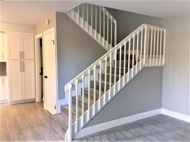 2915 Southwest 22nd Circle - Photo 3 of 5