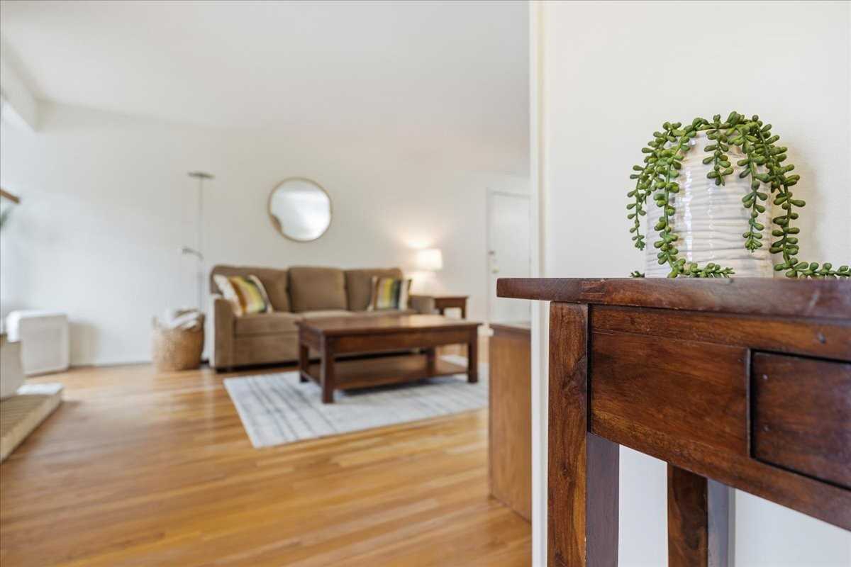 5330 Sw Mayfair Ct - Photo 2 of 30