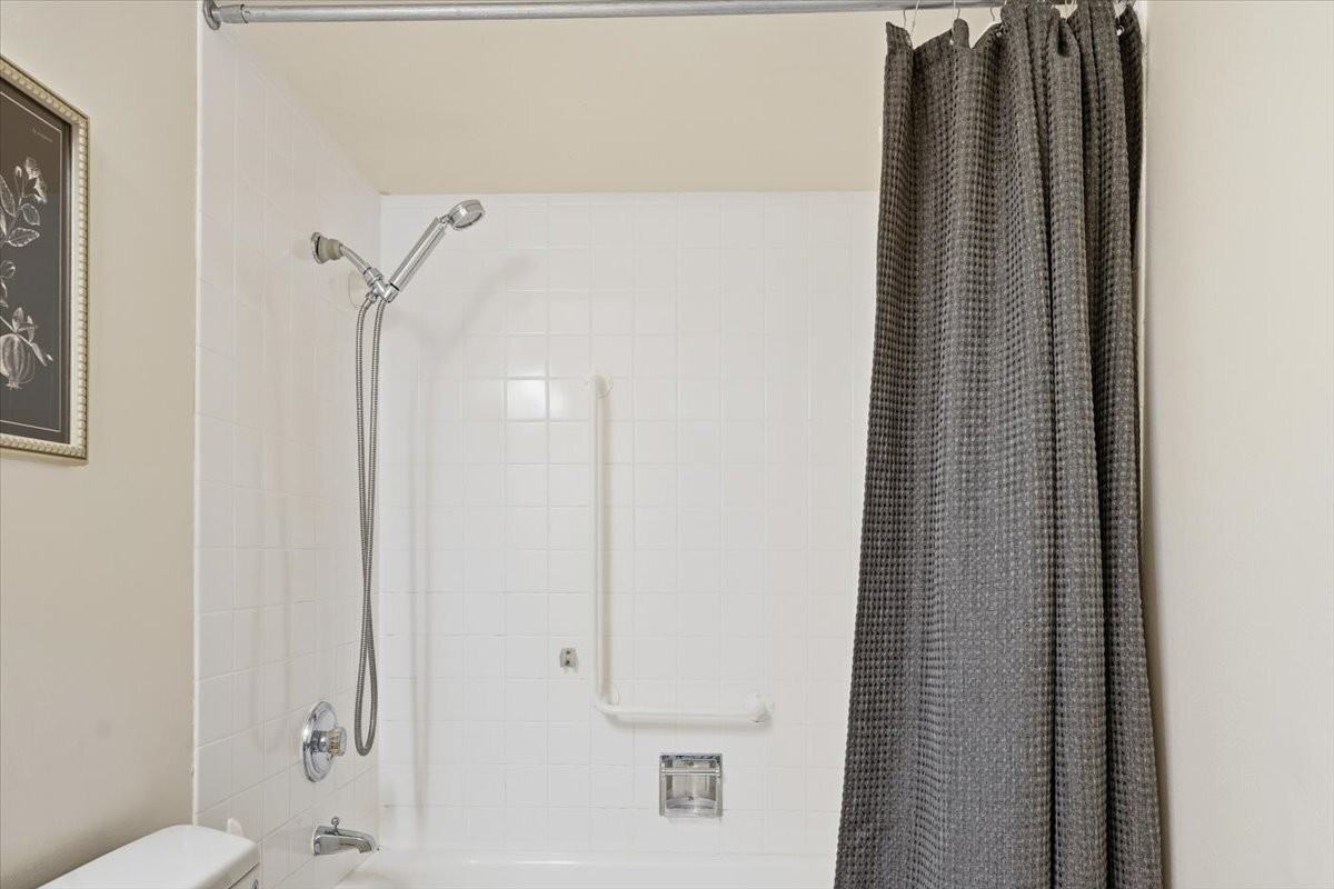 5330 Sw Mayfair Ct - Photo 6 of 30