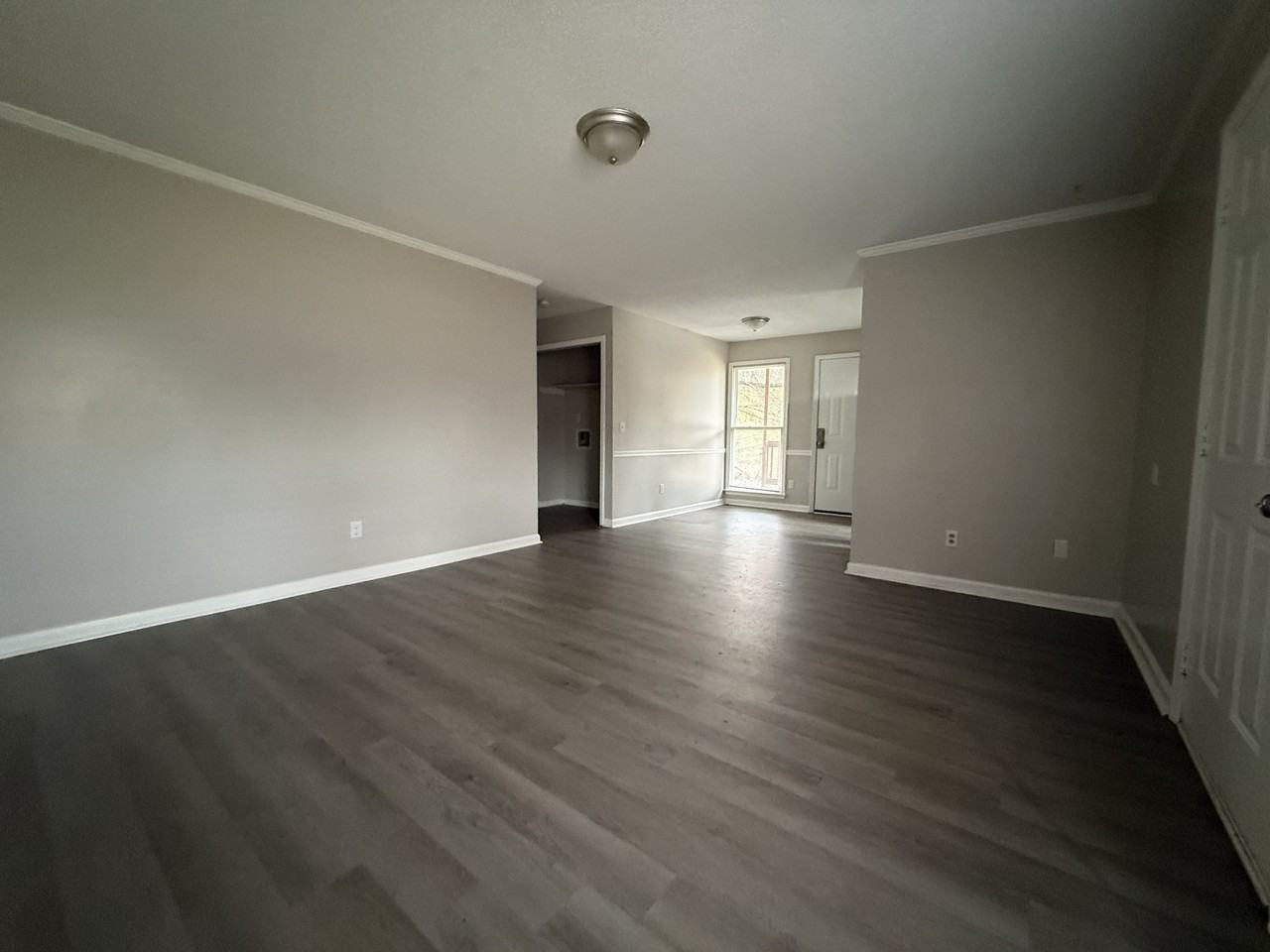 4414 Bonnell Dr Nw #B - Photo 7 of 10