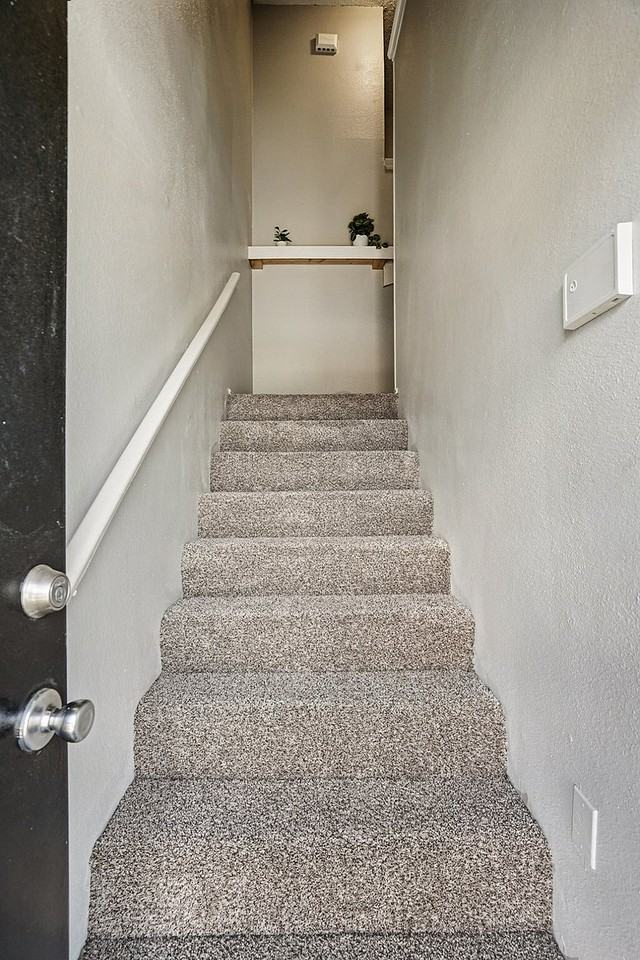 Evergreen Condominiums - Photo 6 of 30