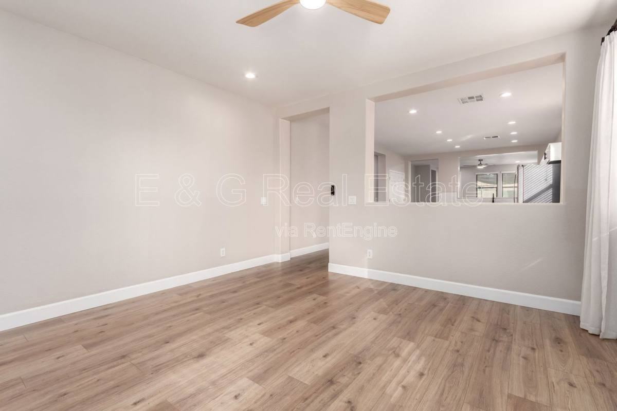 868 E Zesta Ln - Photo 4 of 9