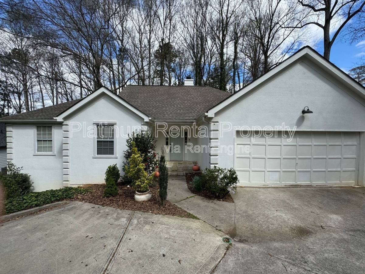 340 Roswell Farms Rd - Photo 2 of 10