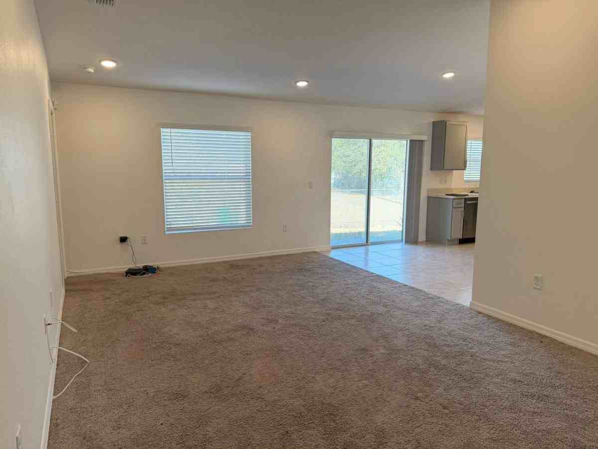 225 Dogfish Ln - Photo 2 of 10