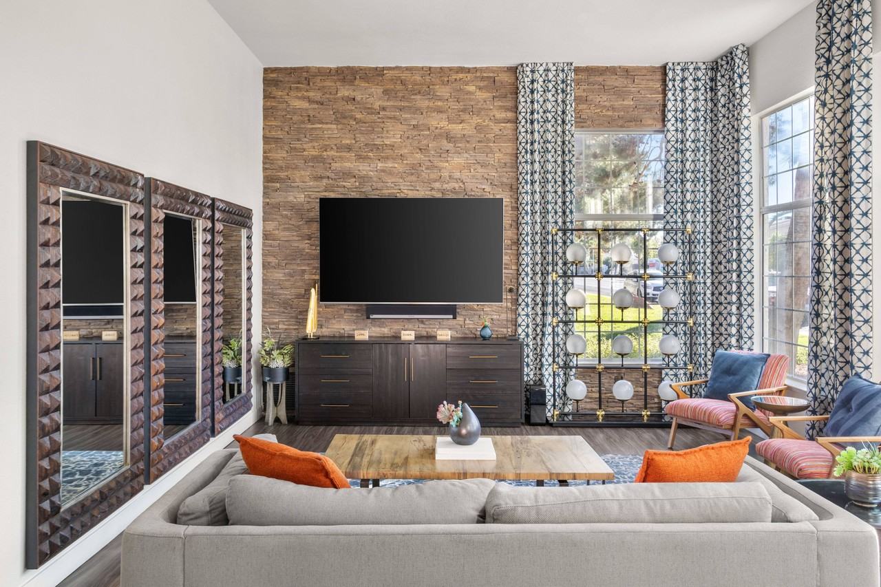 The Sanctuary - Photo 7 of 38