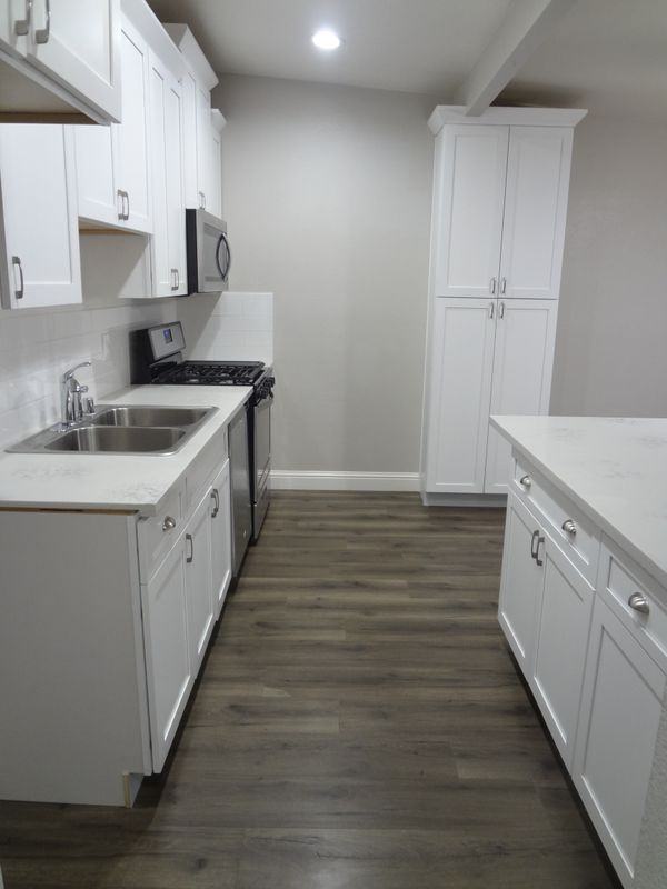 6256 Fennwood Ct - Photo 5 of 28