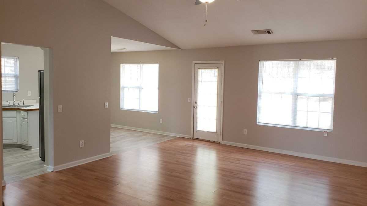 630 Red Fox Ln - Photo 4 of 22