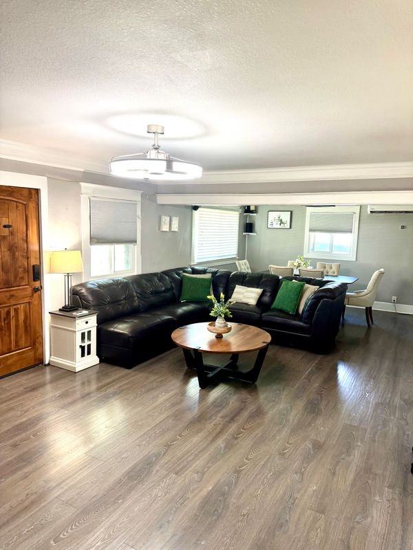 816 W 120th St - Photo 6 of 19