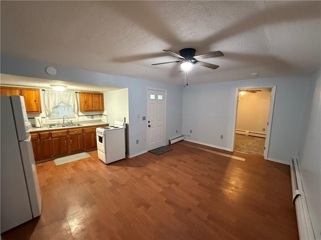 43 Eton Ave - Photo 3 of 14