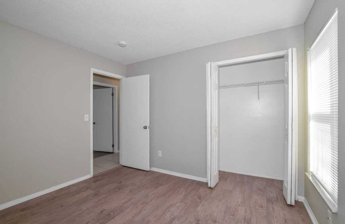 7817 Sagebrush Pl - Photo 5 of 10