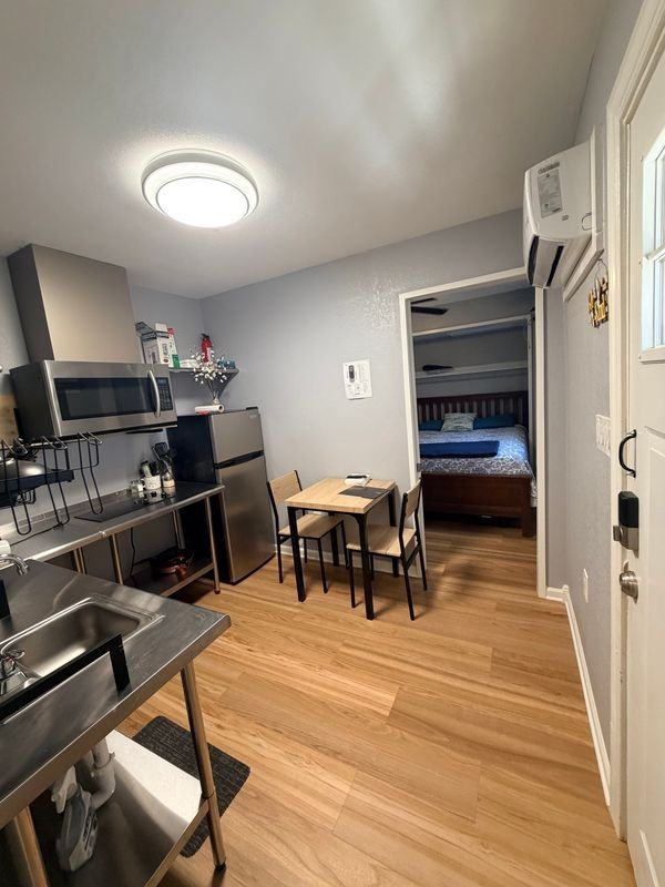 116 Vanderbilt St - Photo 2 of 13