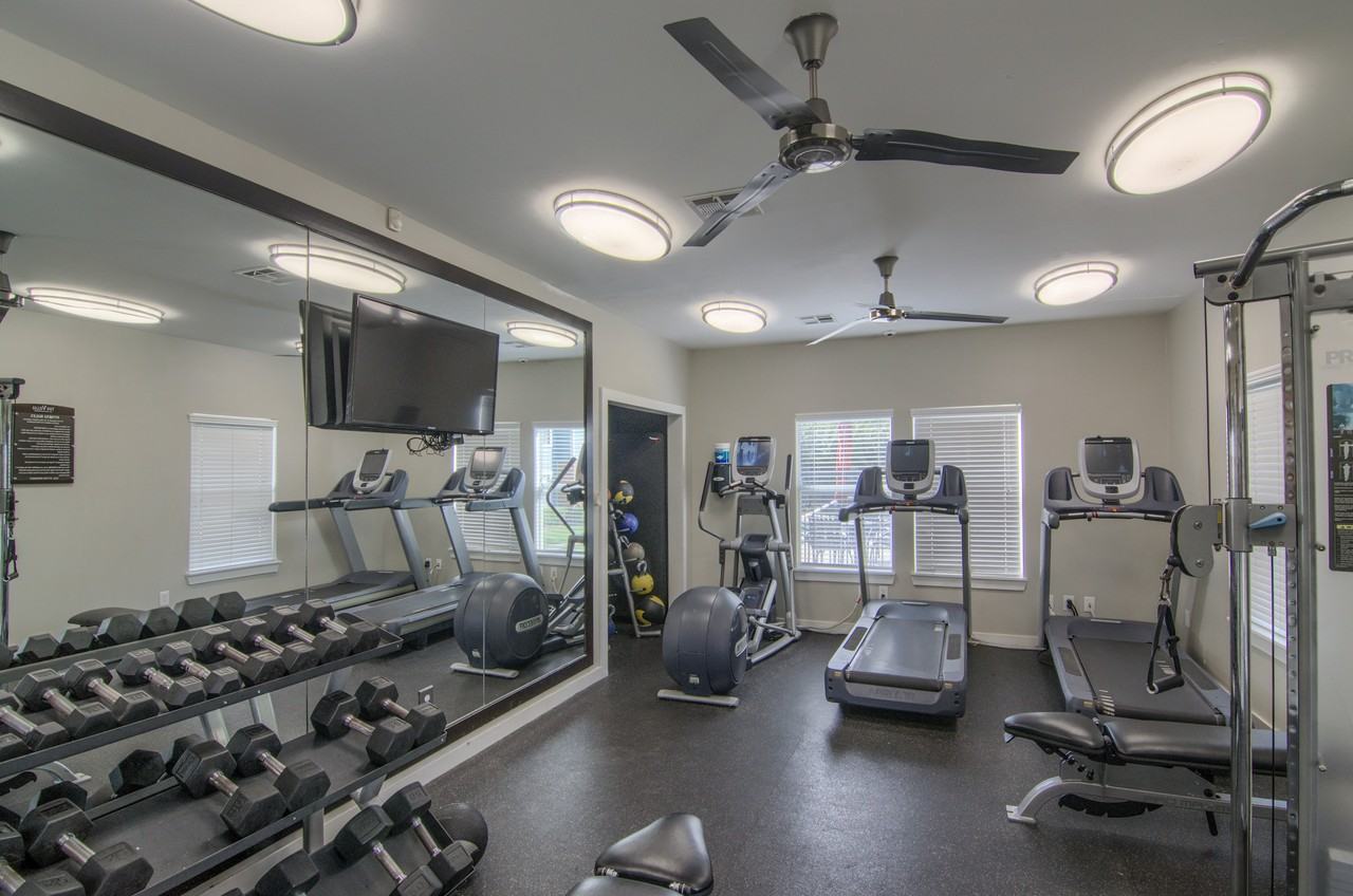 Villas at Countryside Apartment Homes - Photo 7 of 13