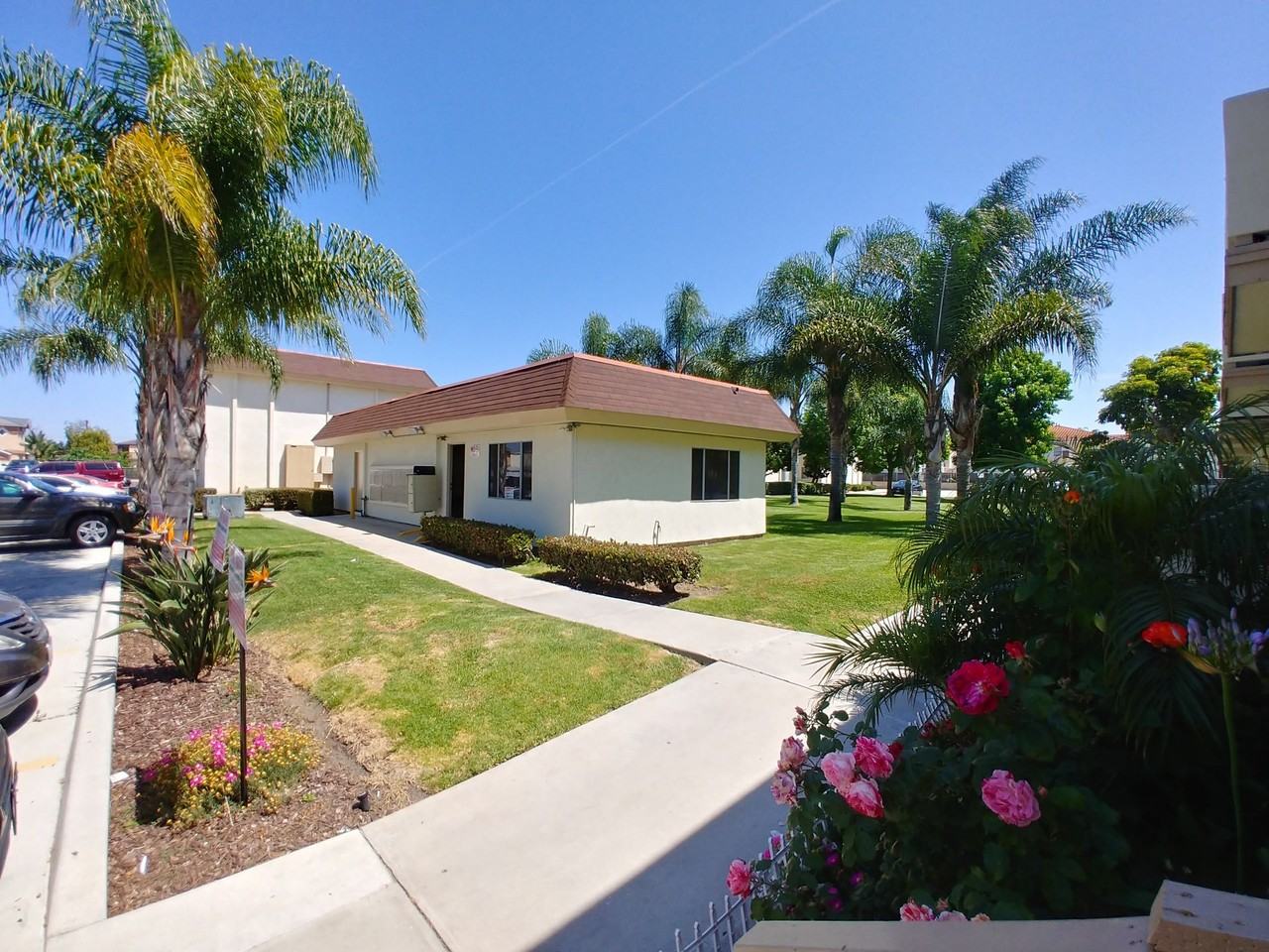 Castle Park Gardens Apartments - Photo 7 of 7