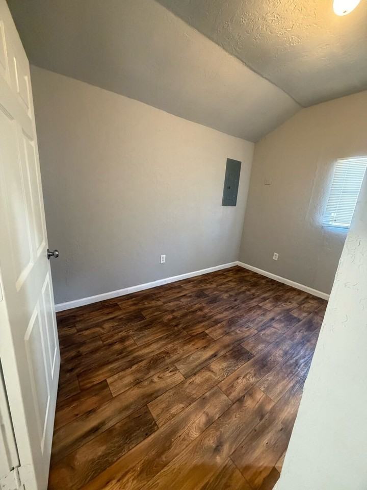 Interstate 20 Service Rd - Photo 2 of 6