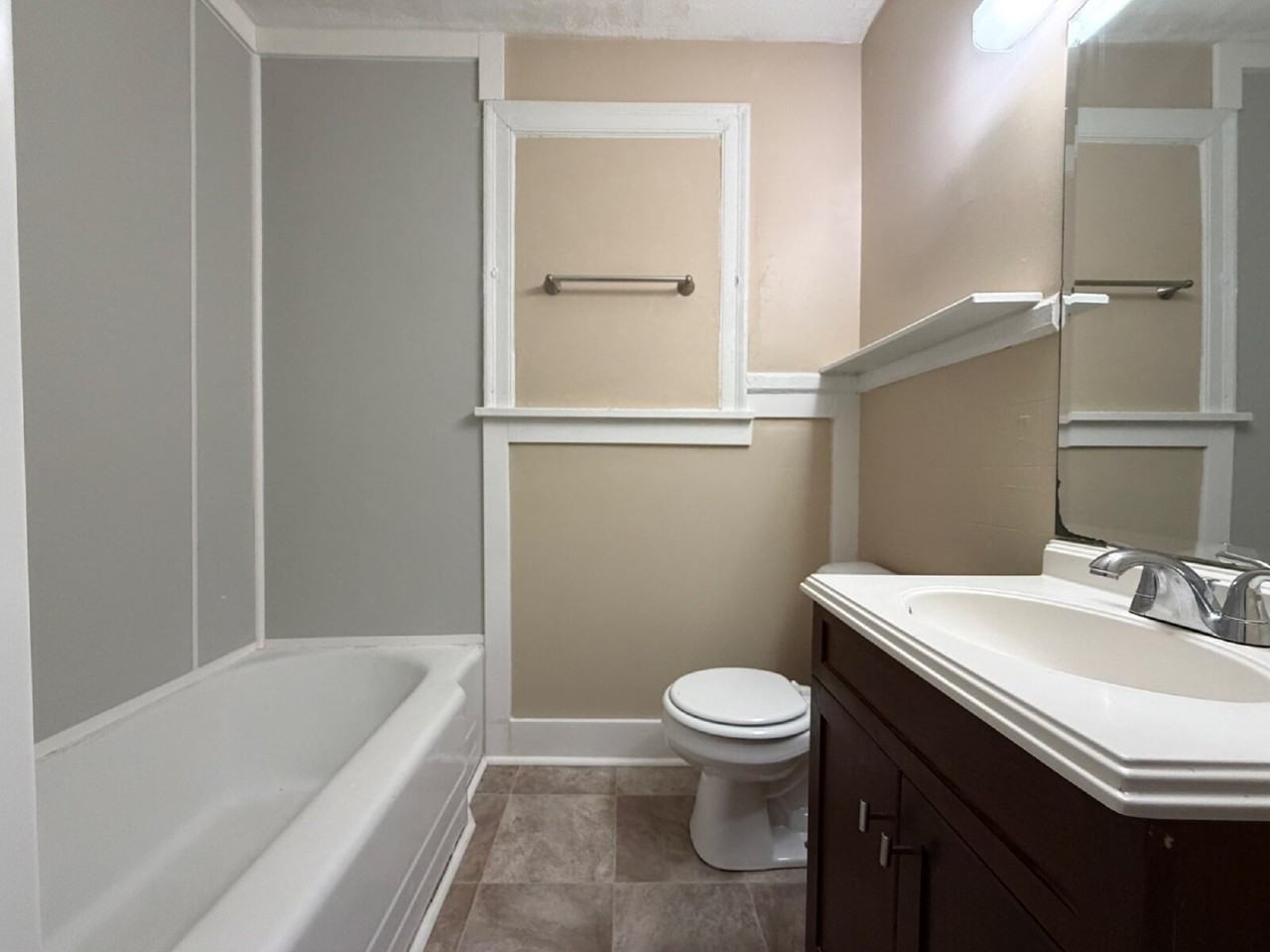 2415 N Hillcrest Dr #A - Photo 6 of 8