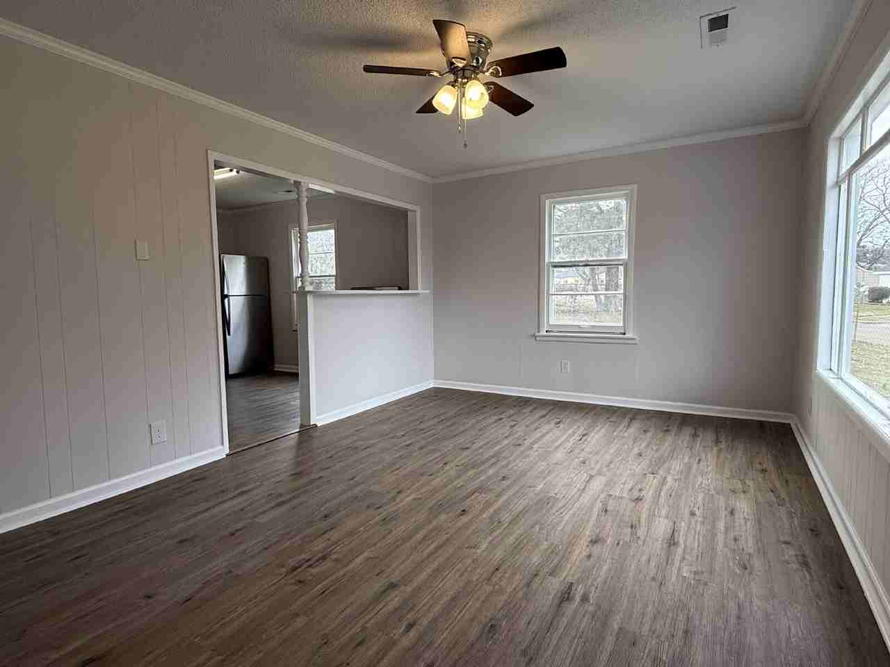1021 Fairway Dr Nw - Photo 3 of 13
