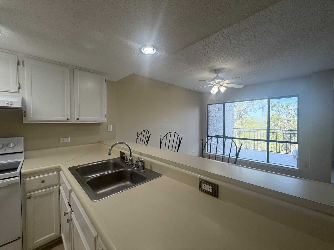 70 Paddle Boat Ln #405C - Photo 6 of 16