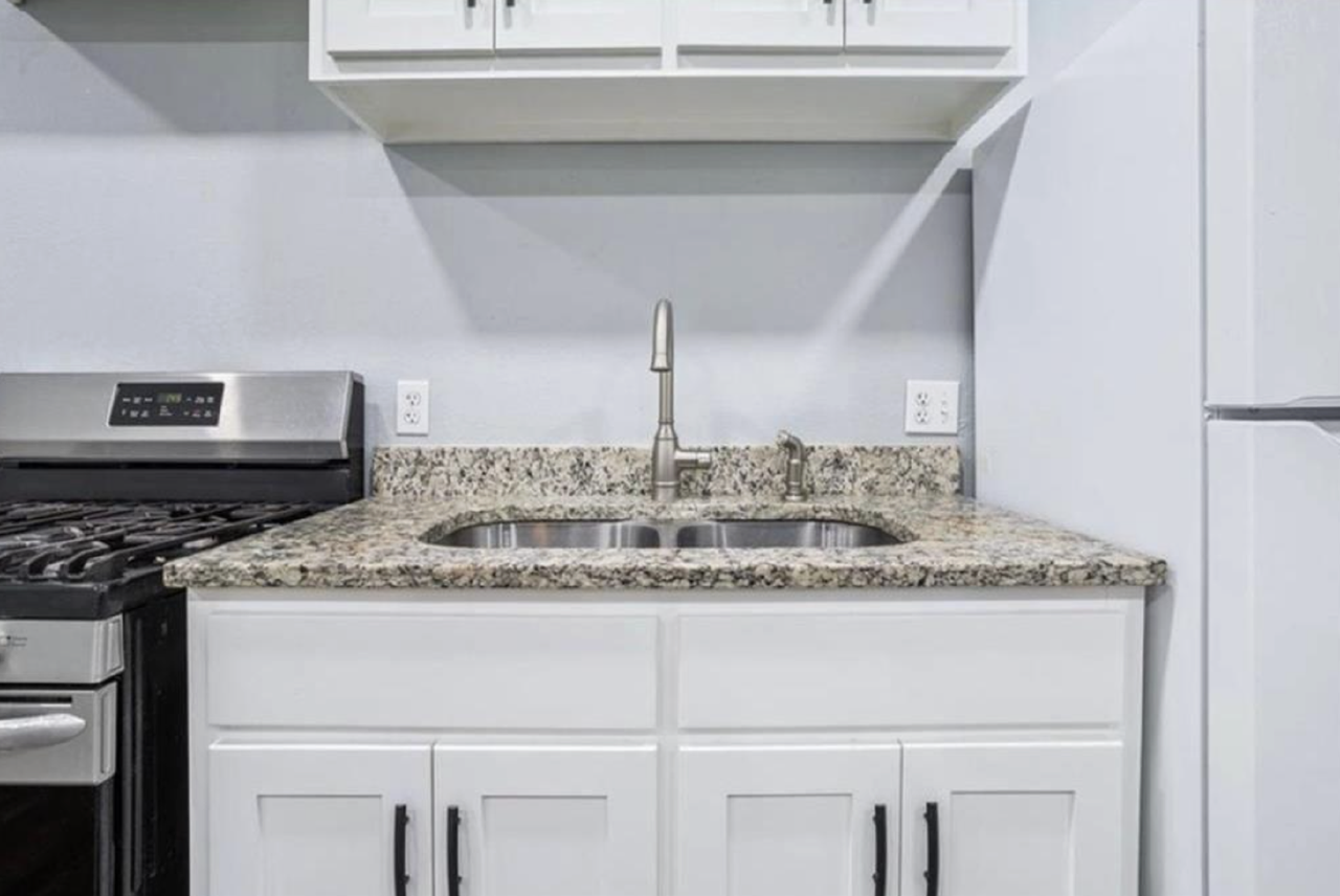 117 S Emma #B - Photo 7 of 18